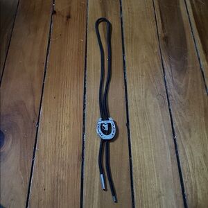 Vintage Western horse Silver tone necklace lucky horseshoe bolo tie equestrian
